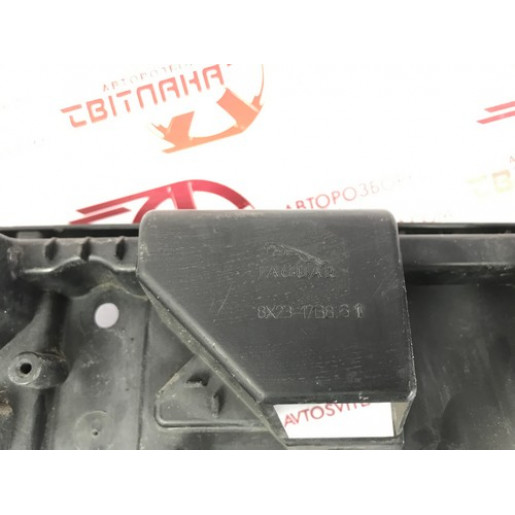 Кронштейн заднего бампера Jaguar XF 2008-2015 8X2317B861